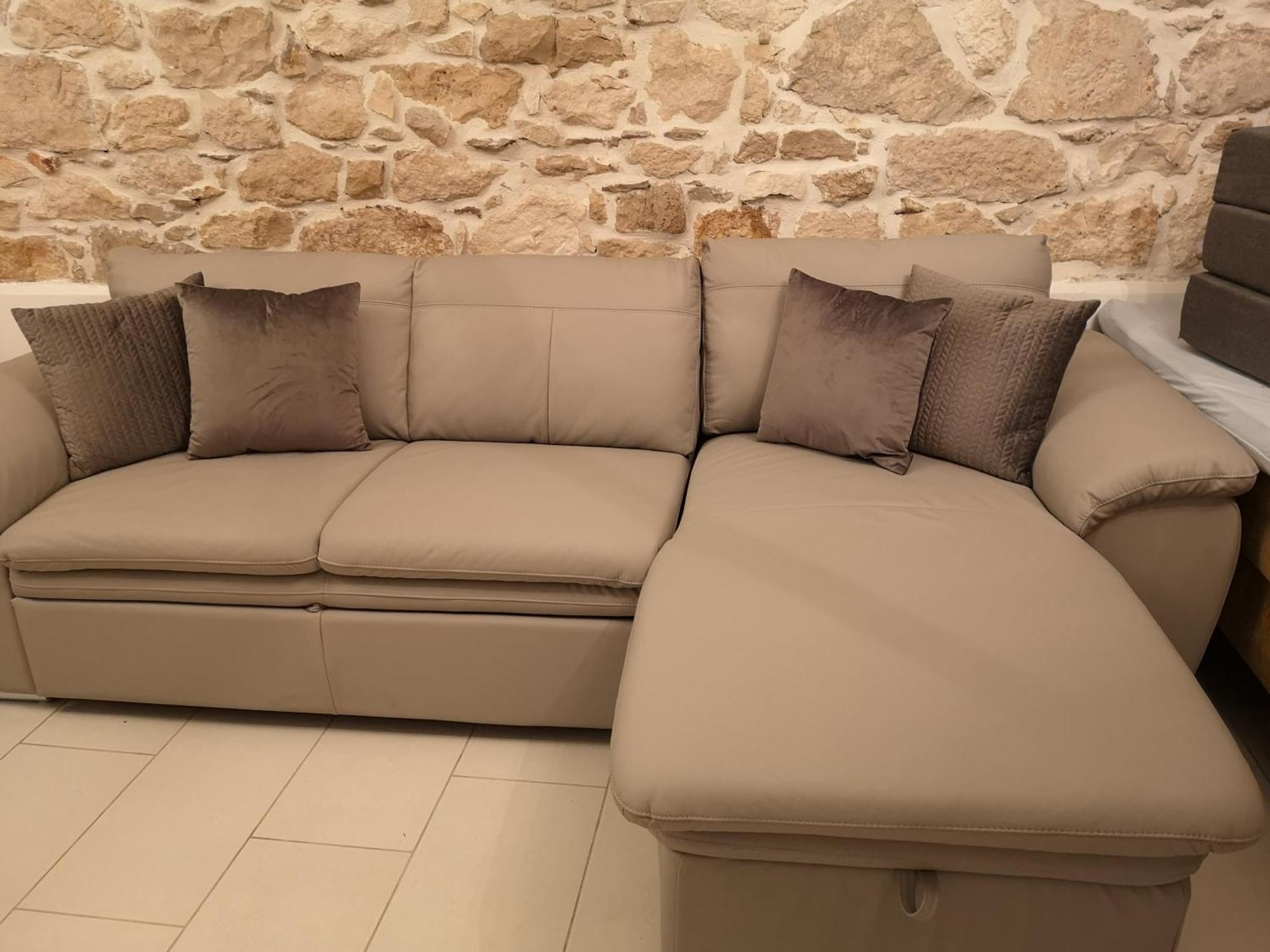Apartment Michaela 4-Sterne & Parking Ровинь Экстерьер фото